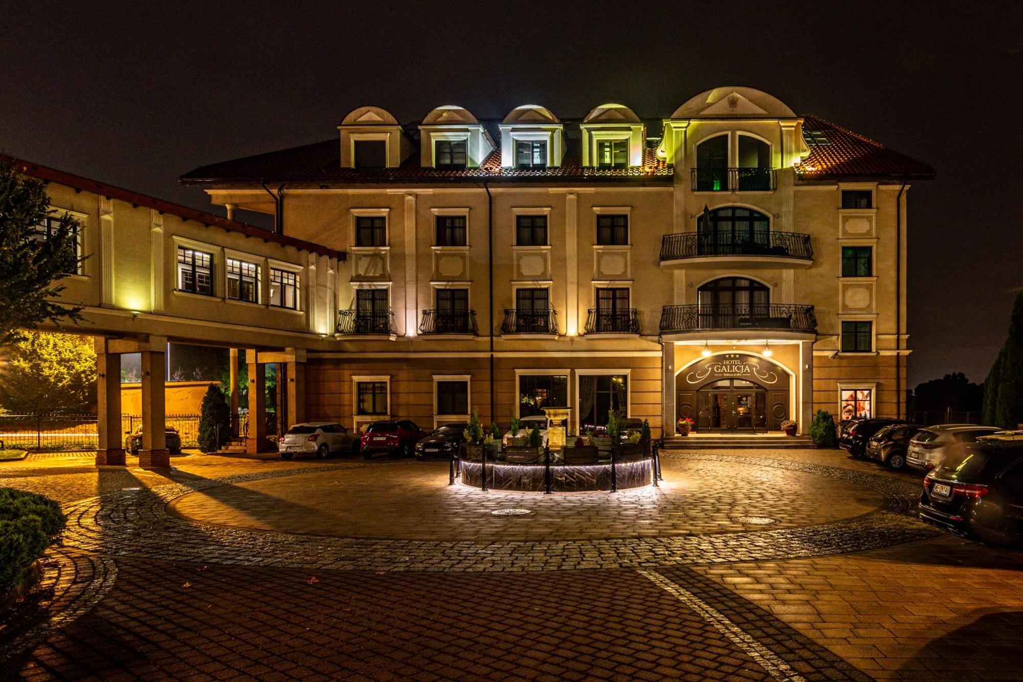 Hotel Galicja Wellness & Spa Oswiecim Exterior photo