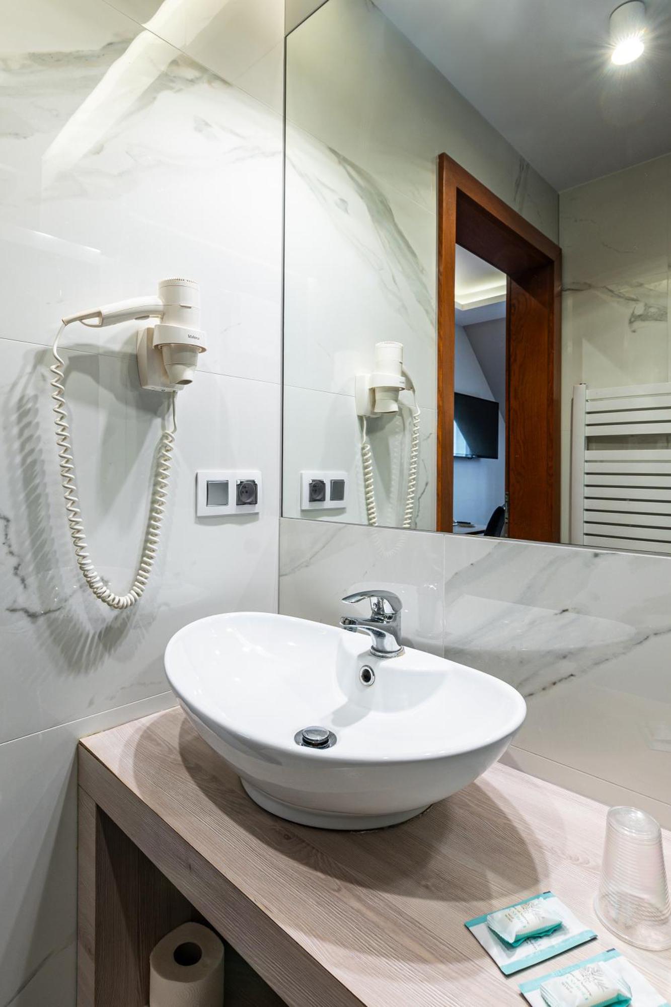 Hotel Galicja Wellness & Spa Oswiecim Room photo