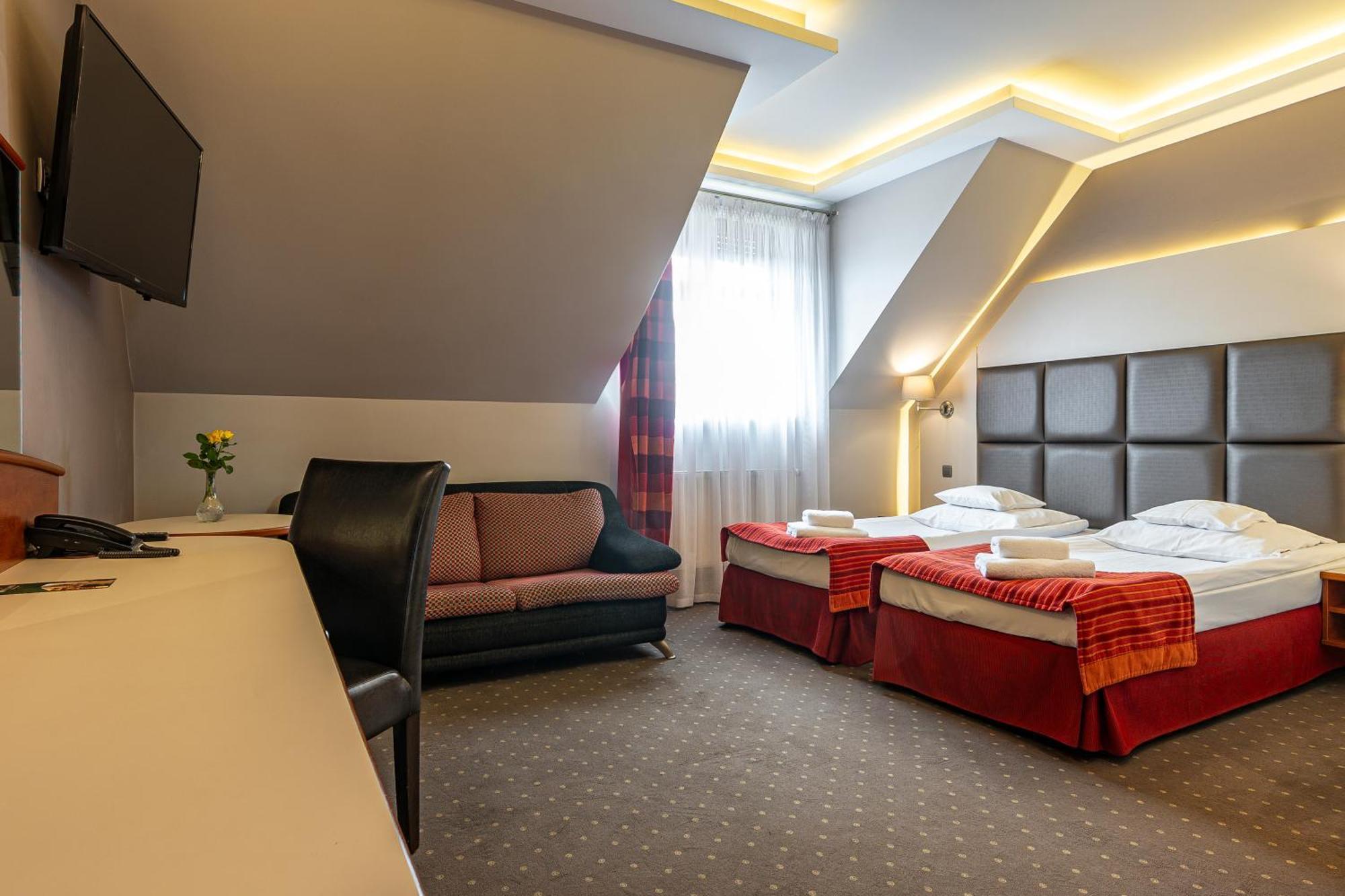 Hotel Galicja Wellness & Spa Oswiecim Room photo